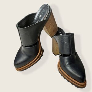 Strategia Chunky Black Italian Leather Mules Sz 7